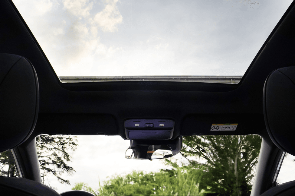 Chevrolet Captiva PHEV driving feature