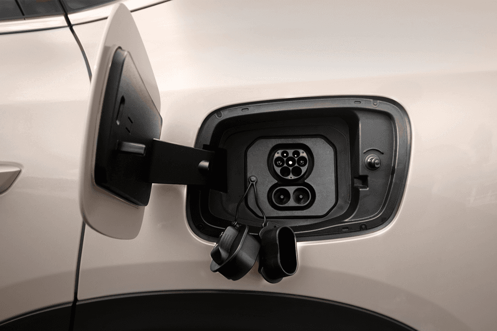 Chevrolet Captiva PHEV driving technology feature