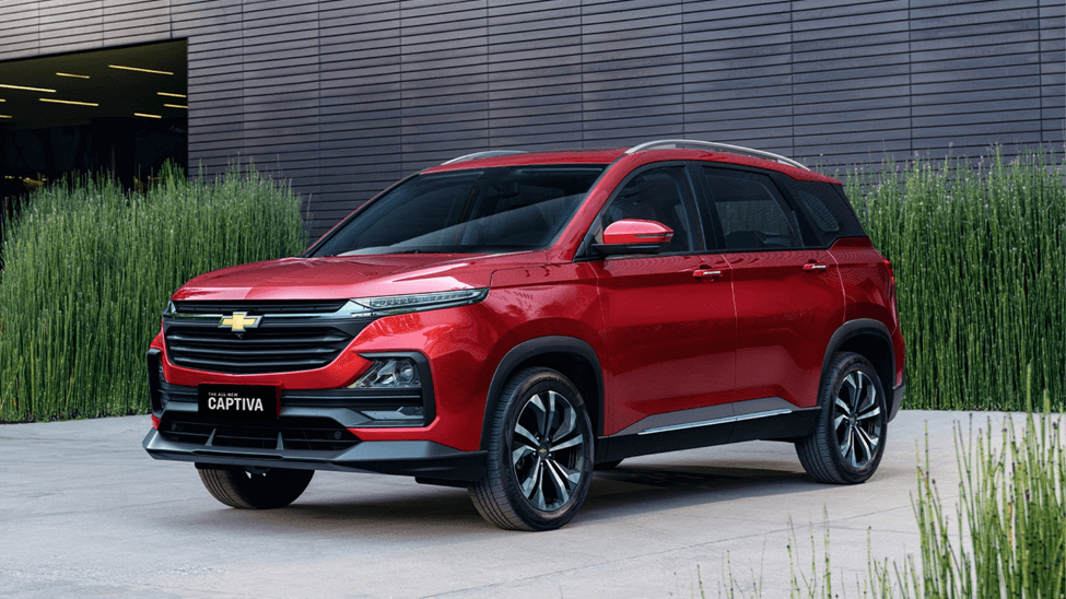 Chevrolet Captiva ICE for school runs and weekend drives