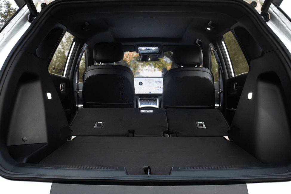 Chevrolet Captiva EV 360-degree panoramic camera view